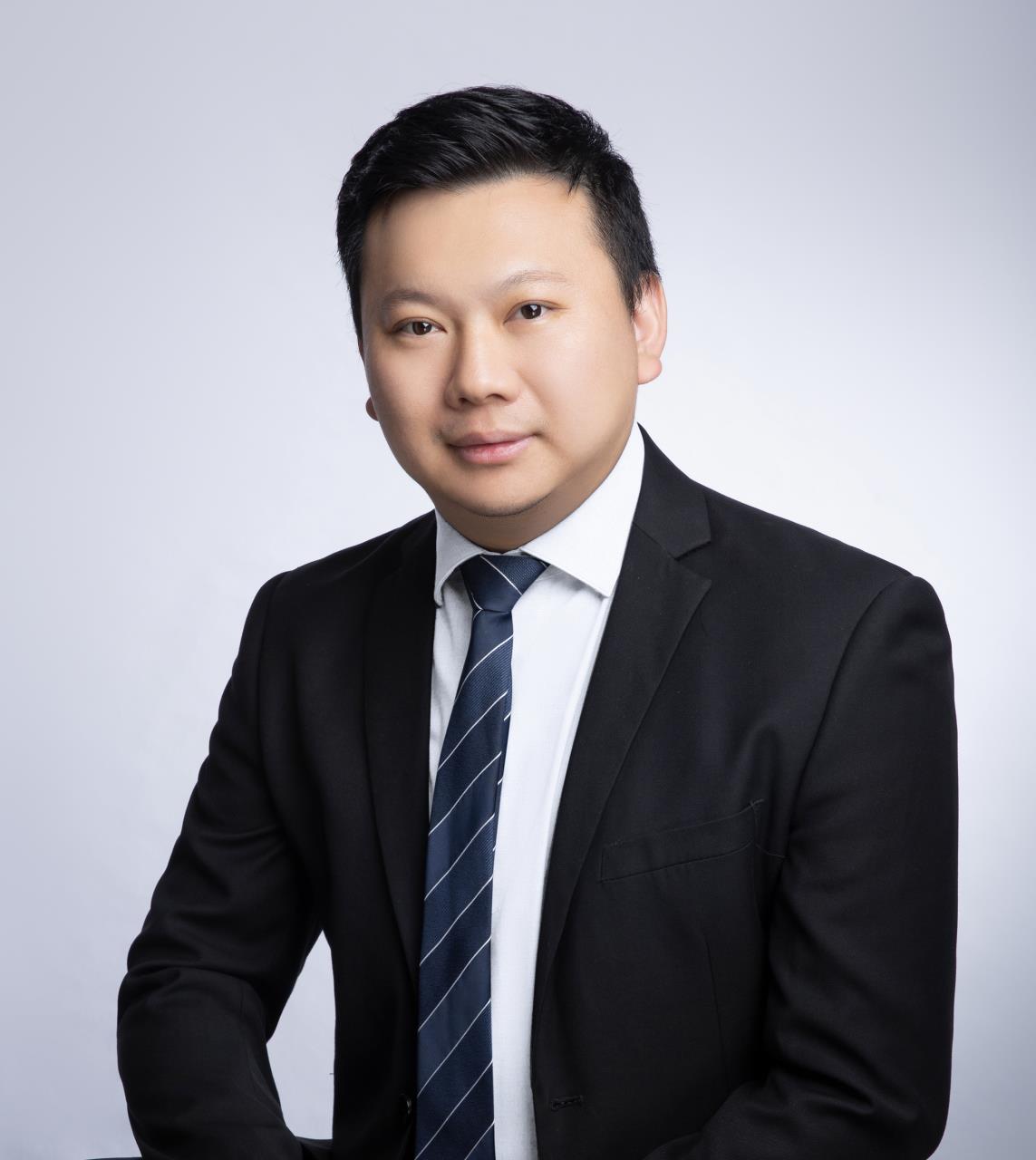 陈总.jpg 陈总.jpg